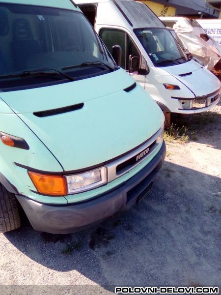 Iveco  Daily  Kompletan Auto U Delovima