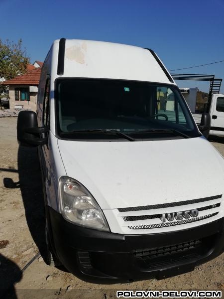 Iveco  Daily  Kompletan Auto U Delovima