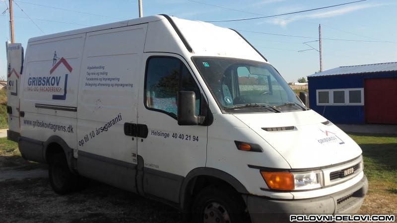 Iveco Daily  Kompletan Auto U Delovima