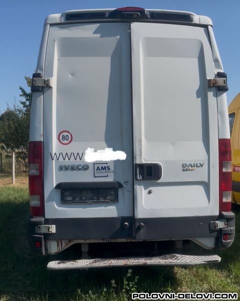 Iveco  Daily  Kompletan Auto U Delovima