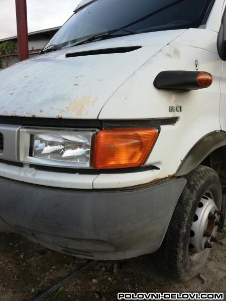 Iveco  Daily  Kompletan Auto U Delovima
