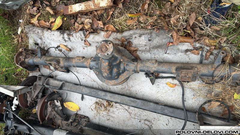 Iveco Dejli Trap i Vešanje