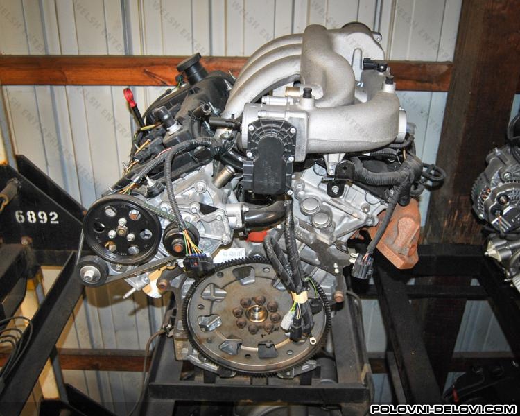Jaguar  X-Type  Motor I Delovi Motora