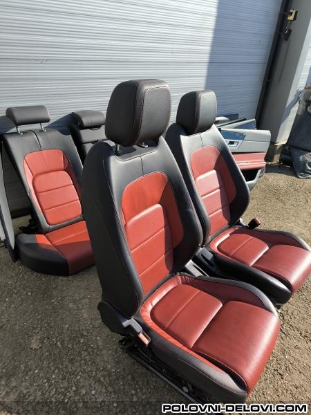 Jaguar  XF R-sport Enterijer