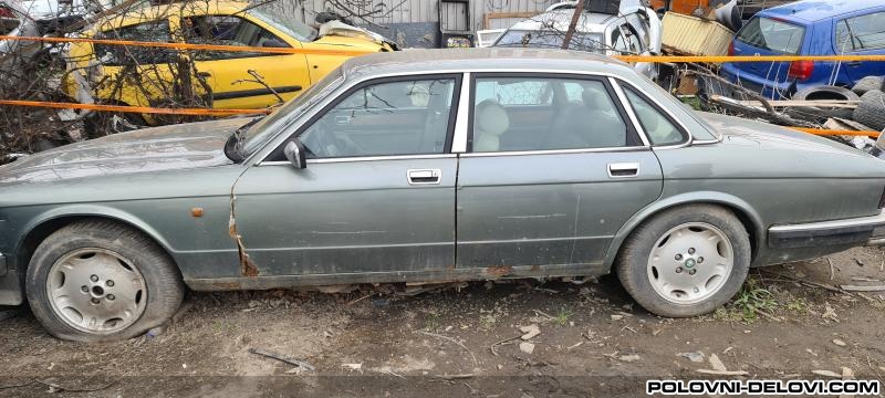 Jaguar  XJ6 Polovni Delovi Kompletan Auto U Delovima