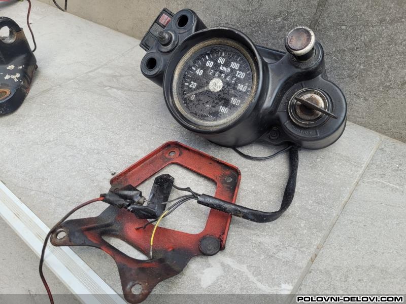 Jawa Km sat/brzinomer  Razni delovi