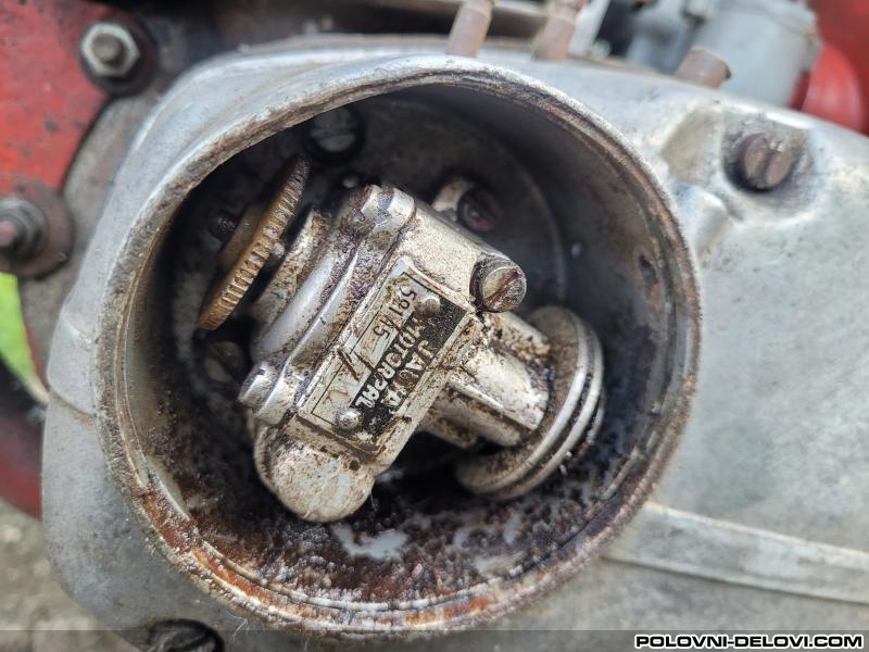 Jawa Uljna pumpa JAWA CZ  Delovi motora