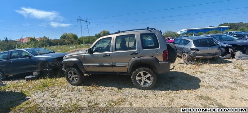 Jeep  Liberty 2.8 Crdi Kompletan Auto U Delovima