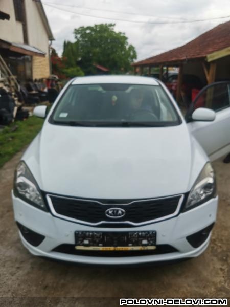 Kia  Ceed 3vrata Razni Delovi