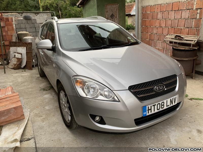 Kia  Ceed Crdi Kompletan Auto U Delovima