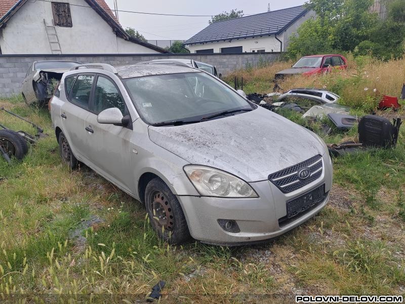 Kia  Ceed Sw 1.4b Kompletan Auto U Delovima