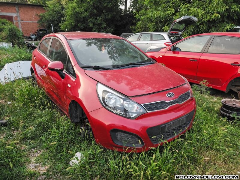 Kia  Rio 1.2 Crdi Kompletan Auto U Delovima