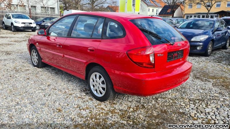 Kia  Rio 1.3b Kompletan Auto U Delovima