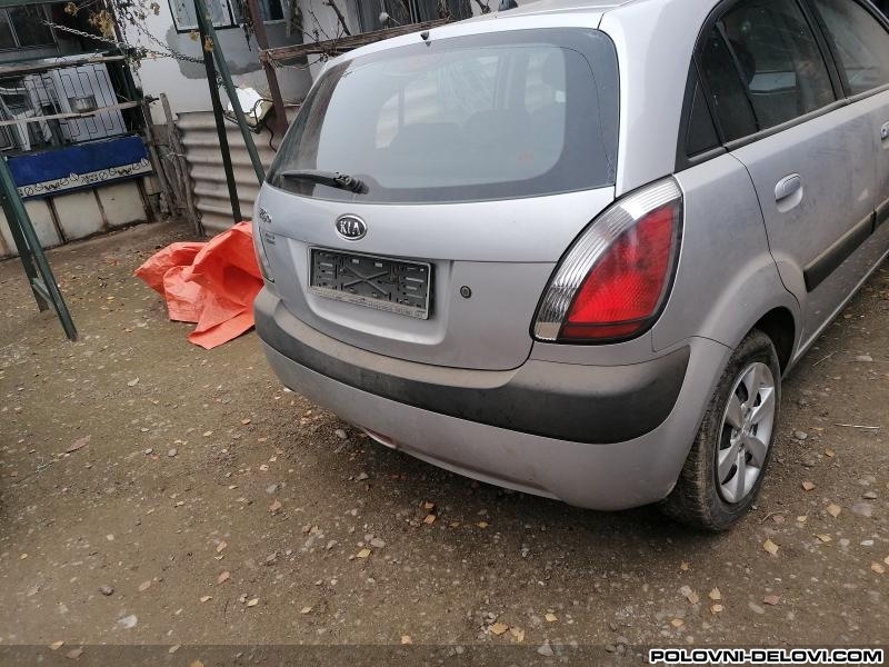 Kia  Rio 1.4 Kompletan Auto U Delovima