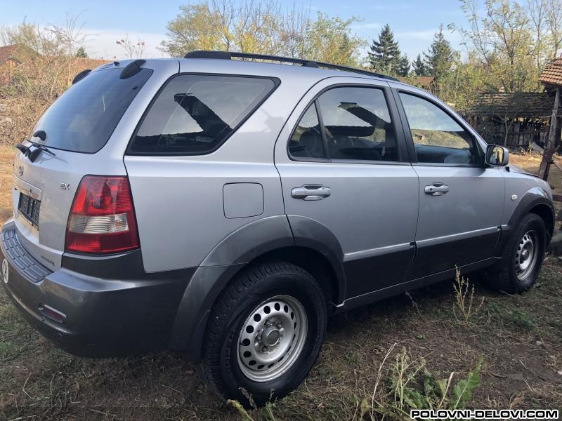 Kia  Sorento Crdi Kompletan Auto U Delovima