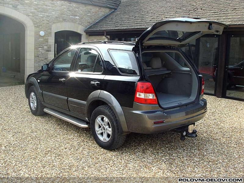 Kia  Sorento Crdi Kompletan Auto U Delovima