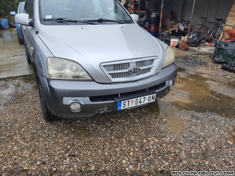 Kia  Sorento Dizel Kompletan Auto U Delovima