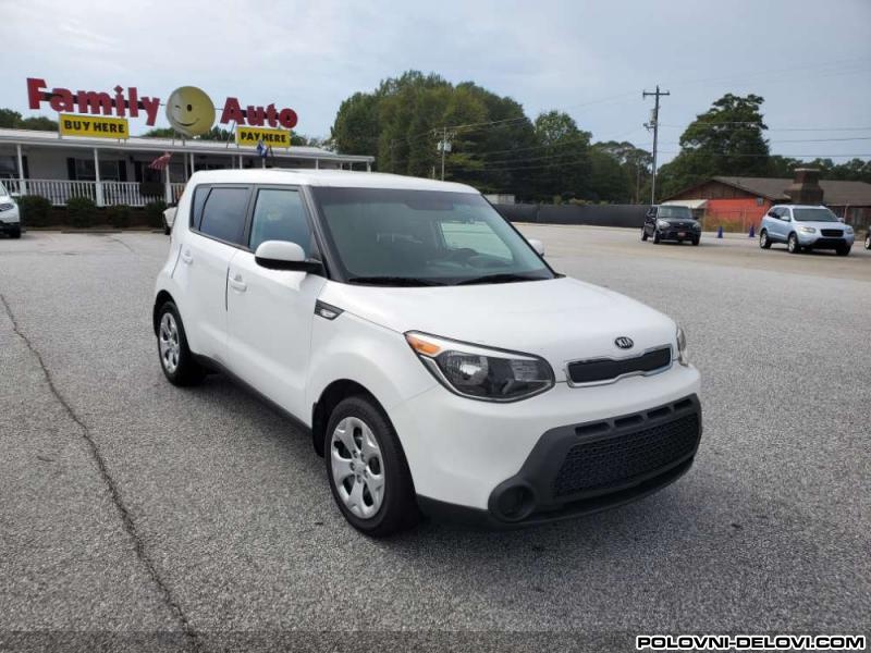 Kia  Soul  Stakla