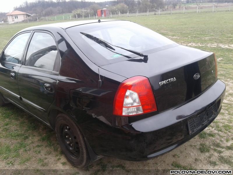 Kia  Spectra  Kompletan Auto U Delovima