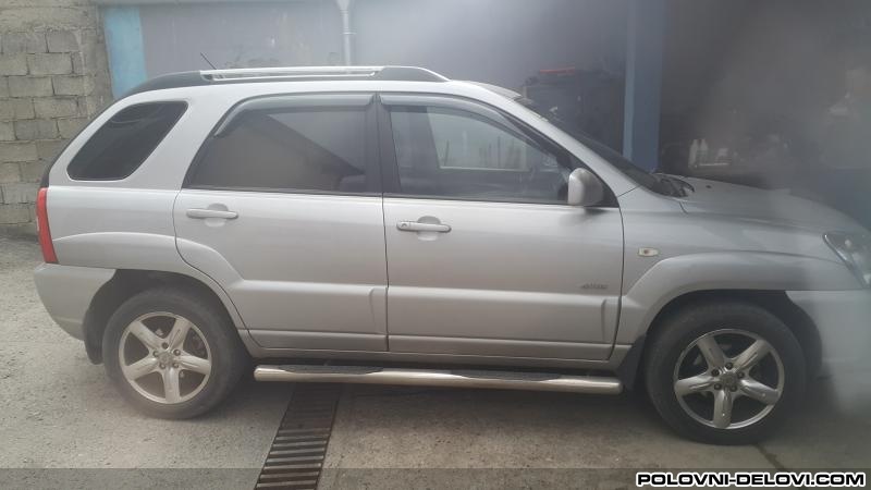 Kia  Sportage 2.0 16v Kompletan Auto U Delovima