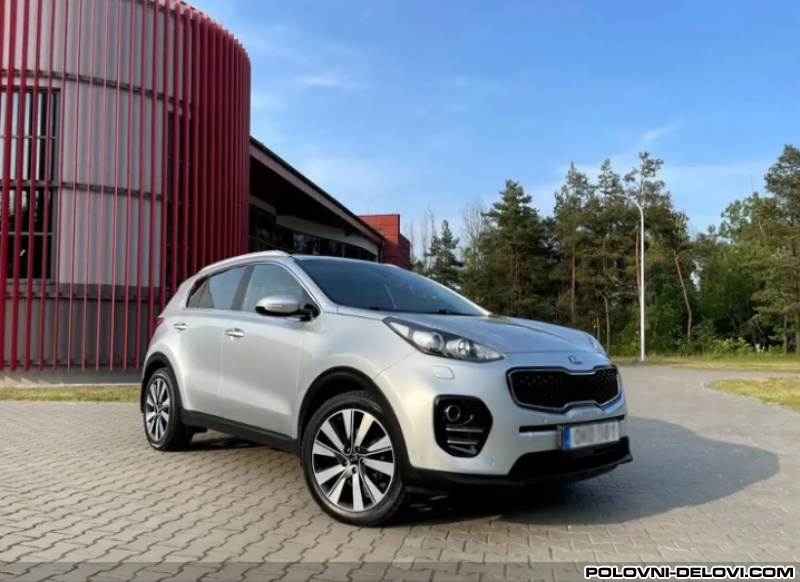 Kia  Sportage 2.0 CRDI Kompletan Auto U Delovima