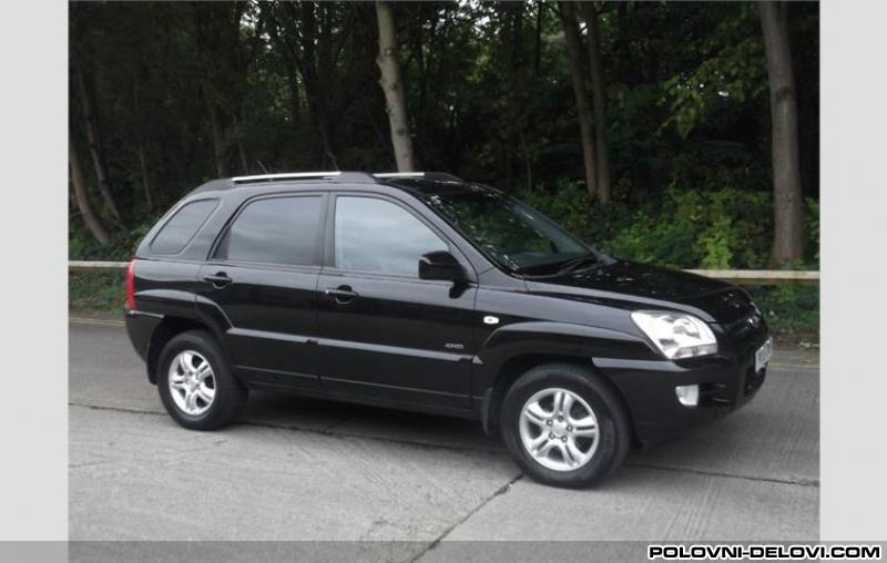 Kia  Sportage Crdi Kompletan Auto U Delovima