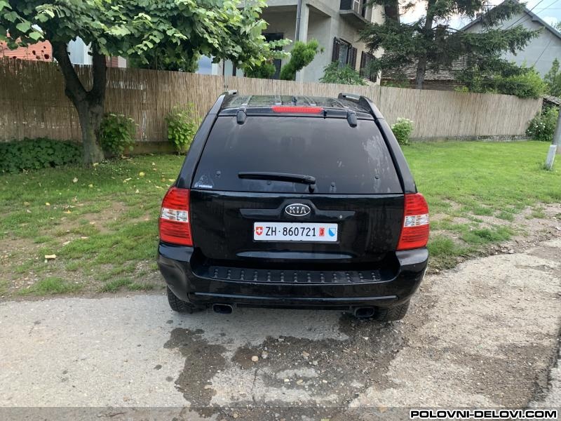 Kia  Sportage Crdi Kompletan Auto U Delovima