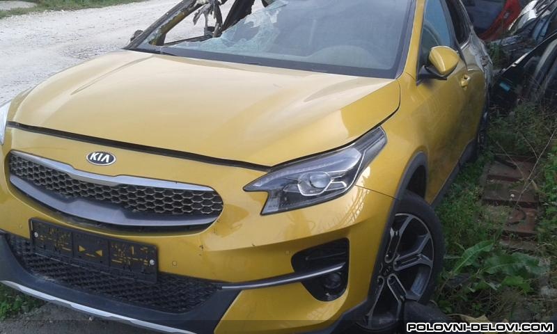 Kia  XCeed Carens Rio Ceed Proc Kompletan Auto U Delovima