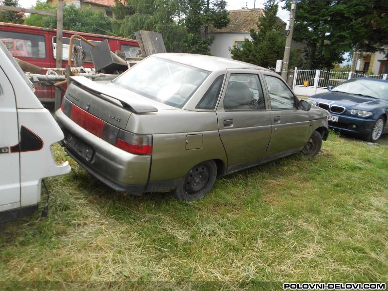 Lada  110 U Delovima Karoserija