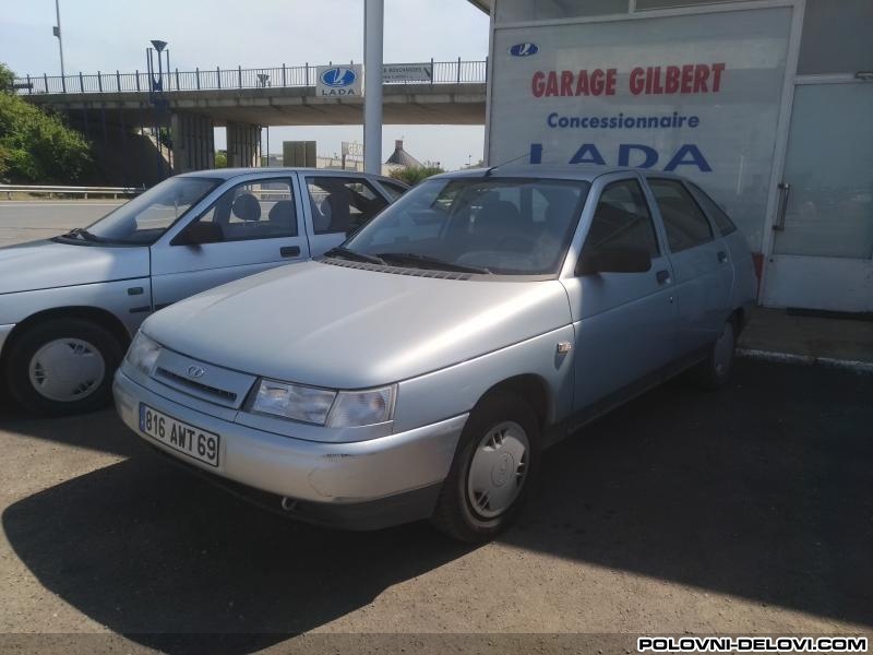 Lada  111 1.4.1.61.8 2.0 Kompletan Auto U Delovima