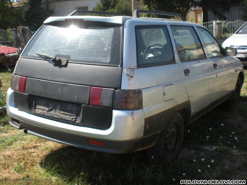 Lada  111 1.6 16v Enterijer