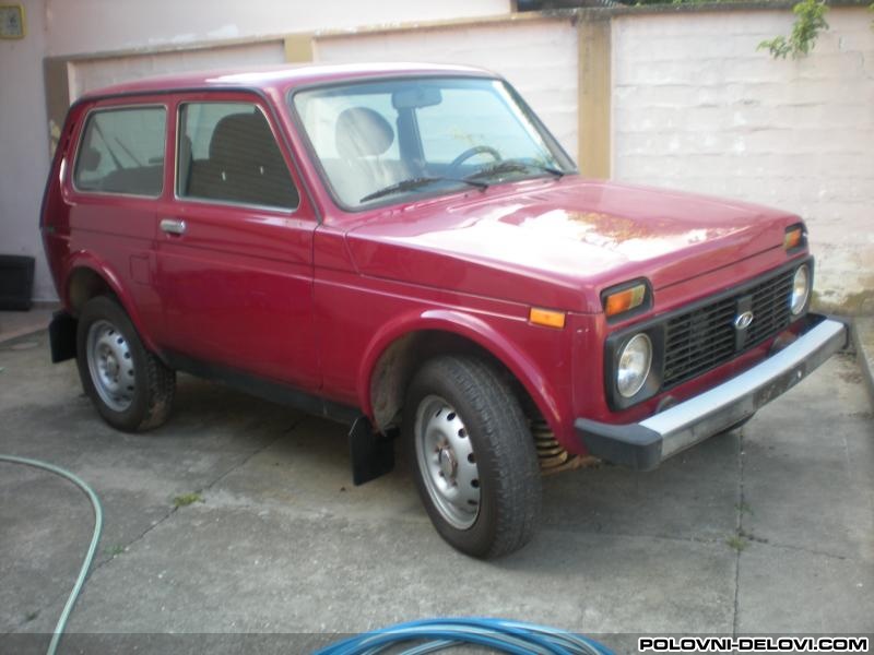 Lada  Niva 1.7i Karoserija