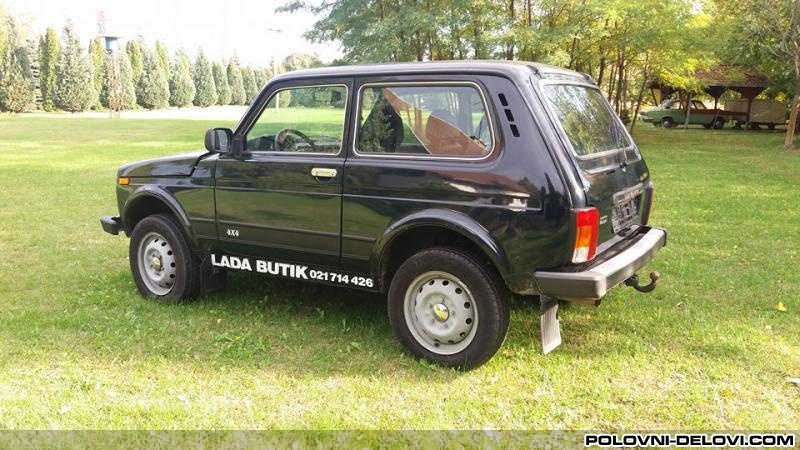 Lada  Niva  Kompletan Auto U Delovima