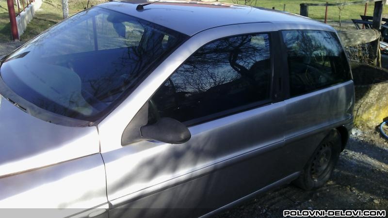 Lancia  Y 1.2 Kompletan Auto U Delovima