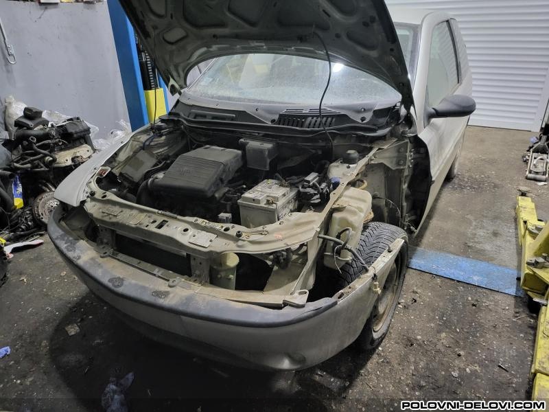 Lancia  Y 1.2b Kompletan Auto U Delovima