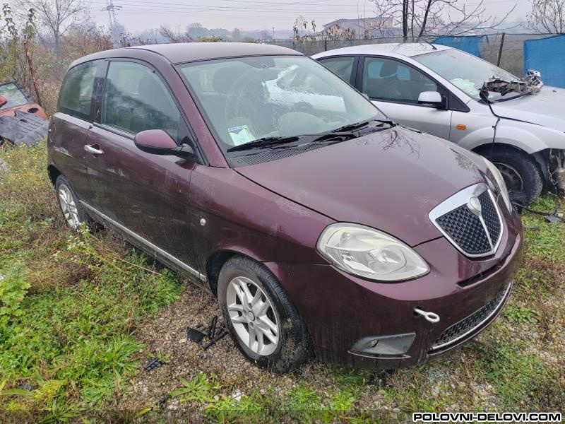 Lancia  Y 1.4b Automatik  Kompletan Auto U Delovima