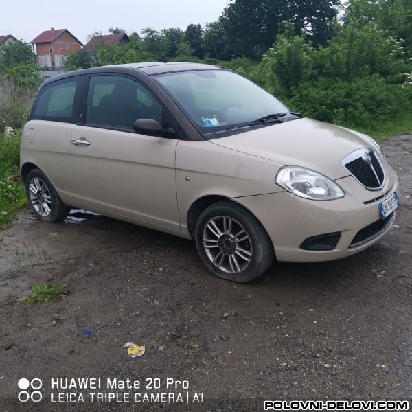 Lancia  Y 1.4b Kompletan Auto U Delovima