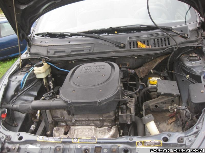 Lancia  Ypsilon 1.2 B Kompletan Auto U Delovima