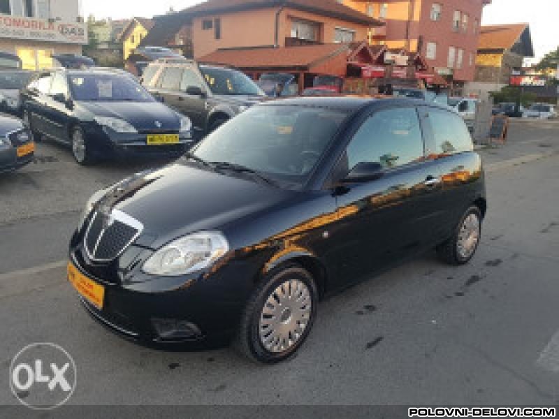 Lancia  Ypsilon 1.3Mjet Enterijer