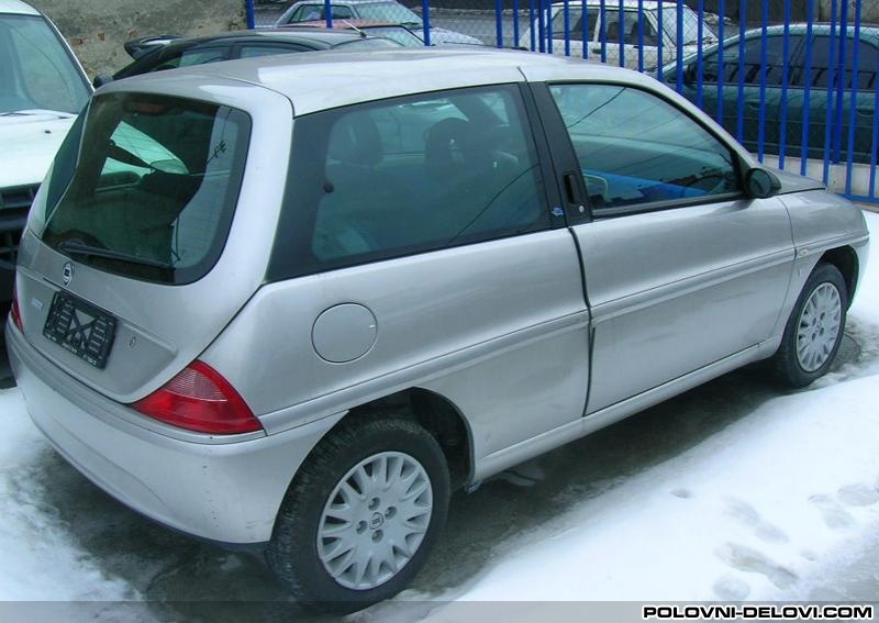 Lancia  Ypsilon  Stakla