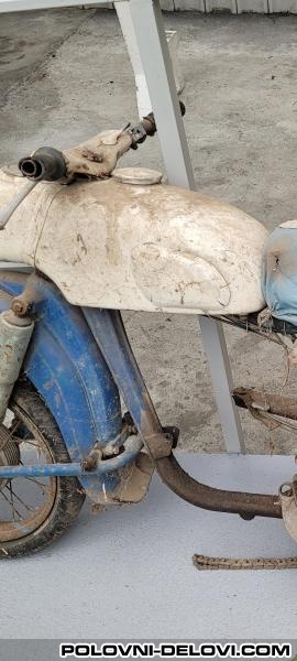 MZ Rezervoar MZ ES Ram i delovi rama