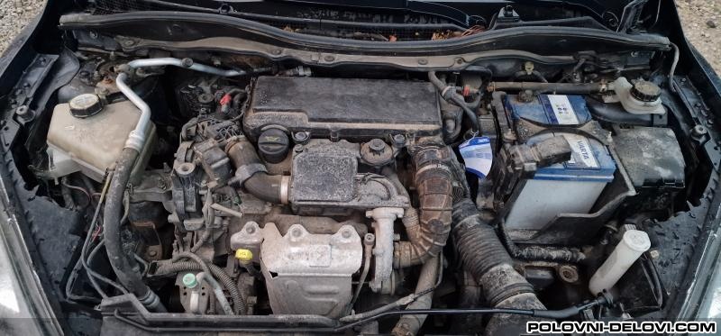 Mazda  2 2 DE 1.4D Motor I Delovi Motora