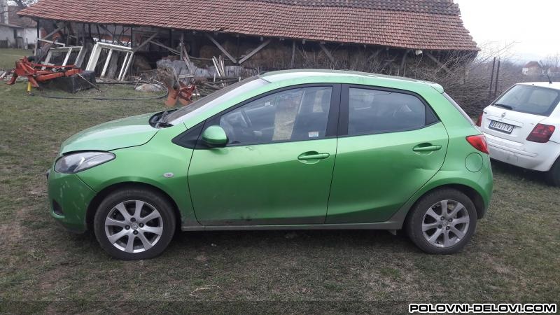 Mazda  2 Karoserija Karoserija