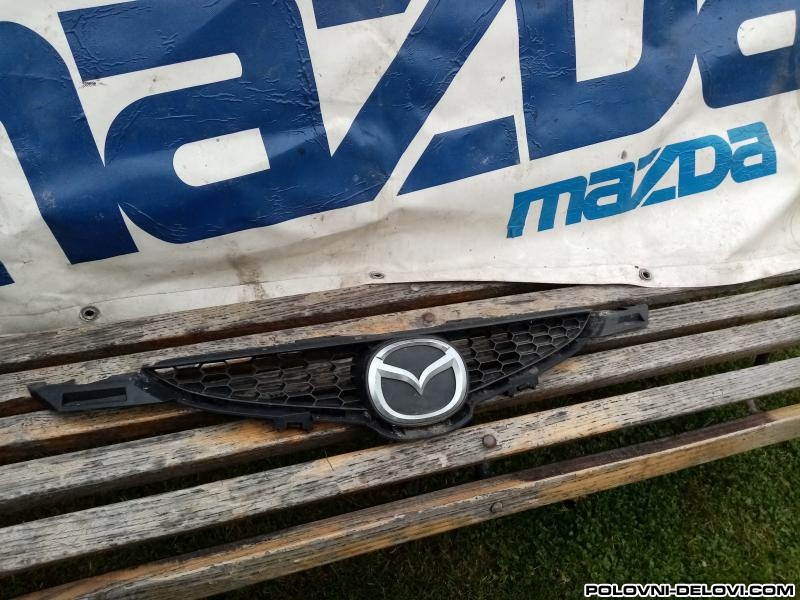 Mazda  2  Karoserija