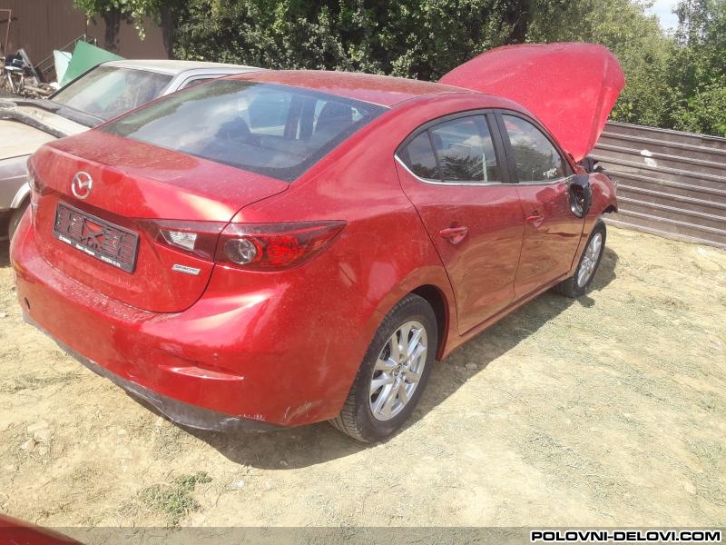 Mazda  3 2.0i Kompletan Auto U Delovima