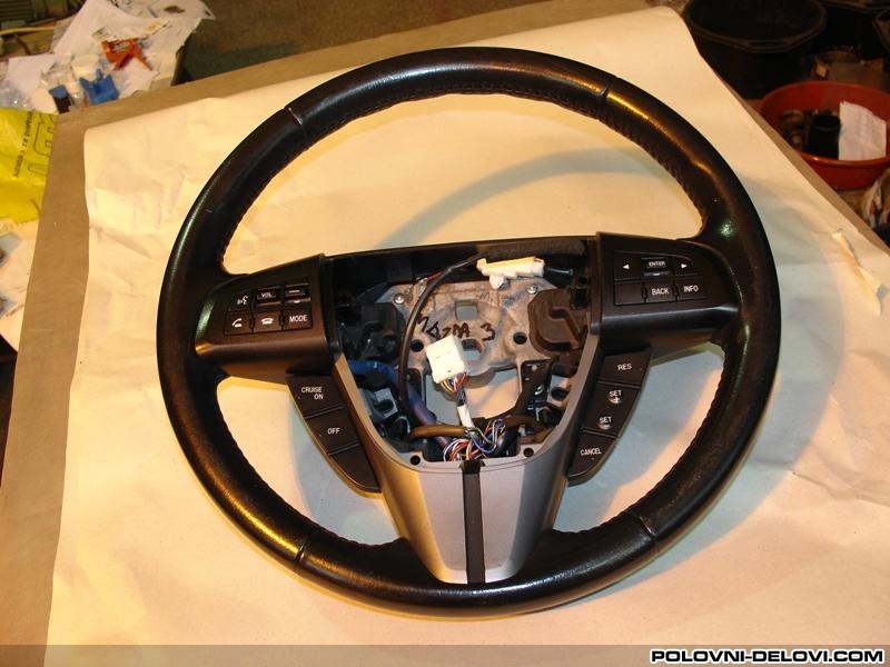 Mazda  3  Enterijer
