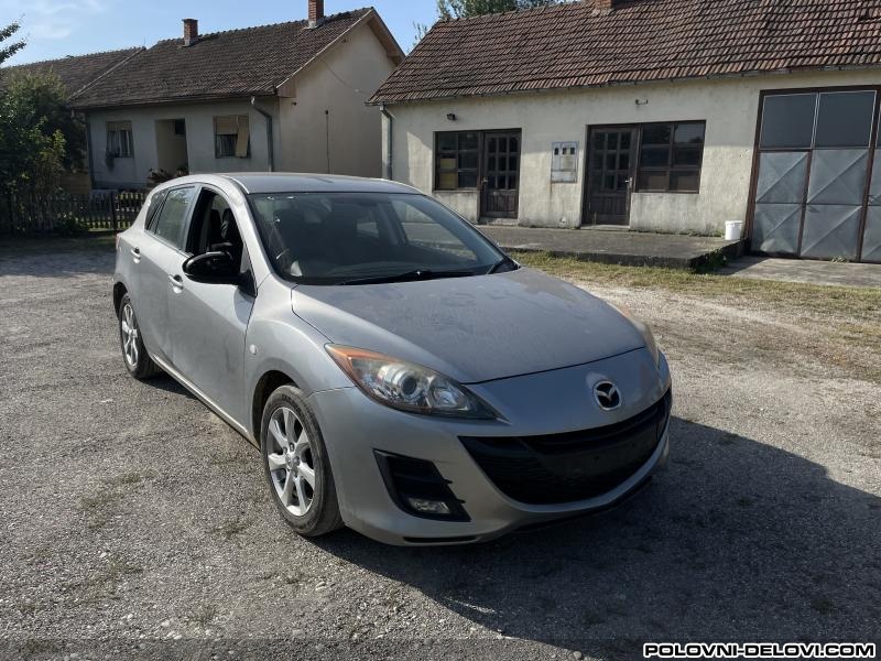 Mazda  3  Kompletan Auto U Delovima