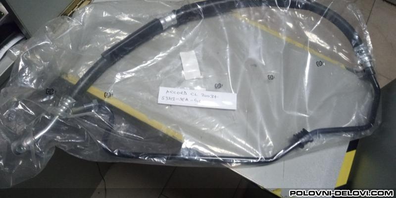 Mazda  323  Kompletan Auto U Delovima