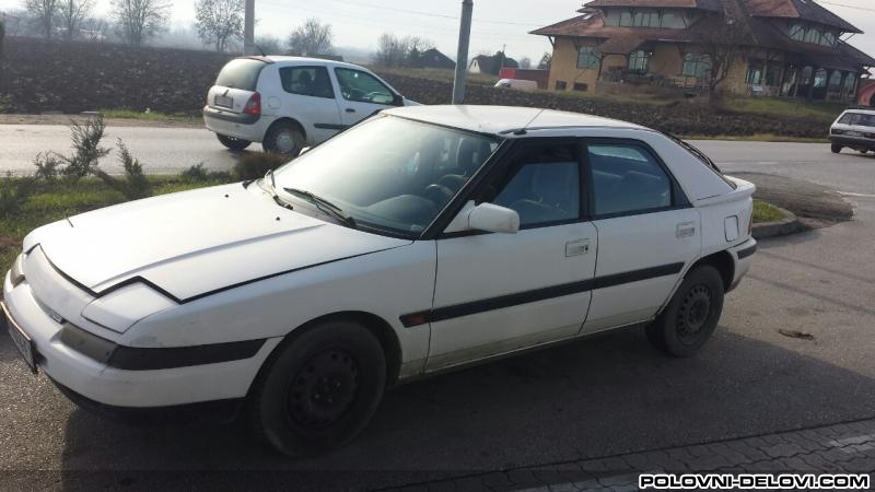 Mazda  323F  Karoserija