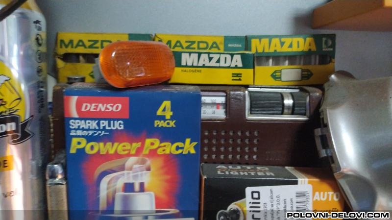 Mazda  626  Kompletan Auto U Delovima